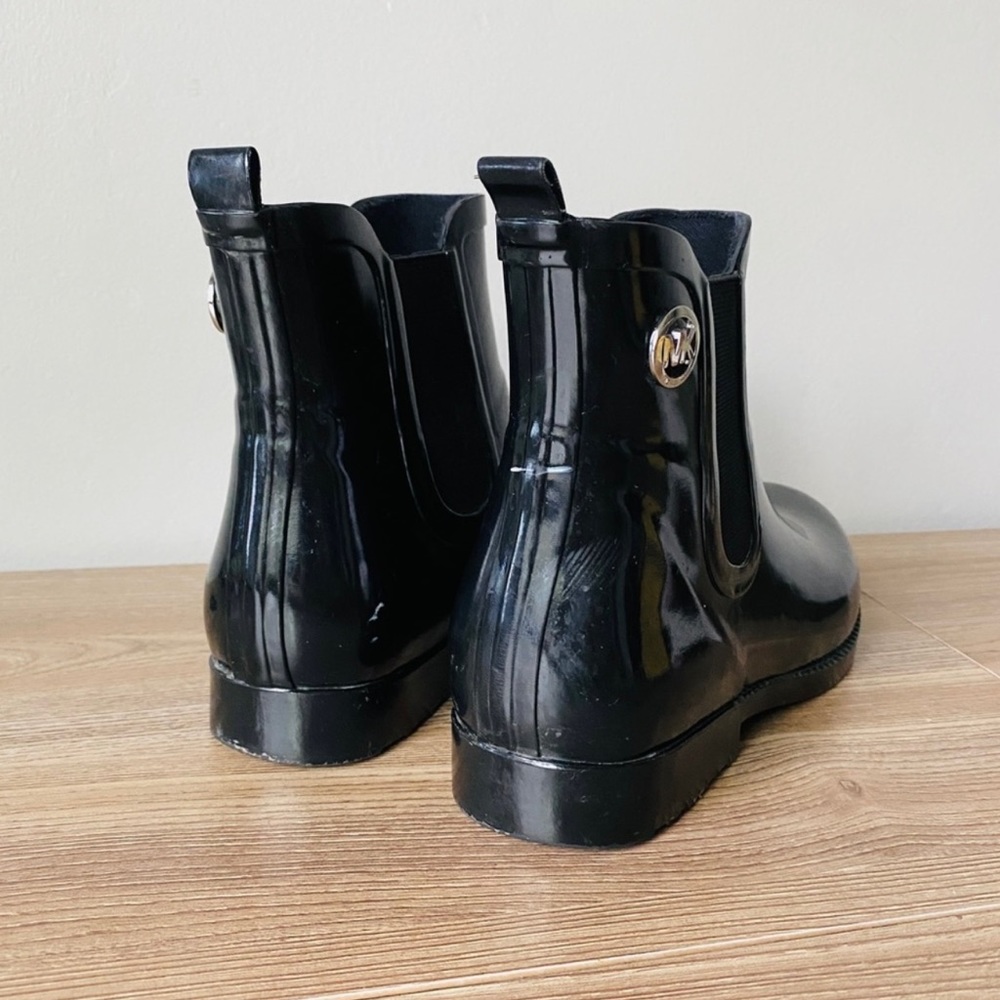 Michael kors rain boots